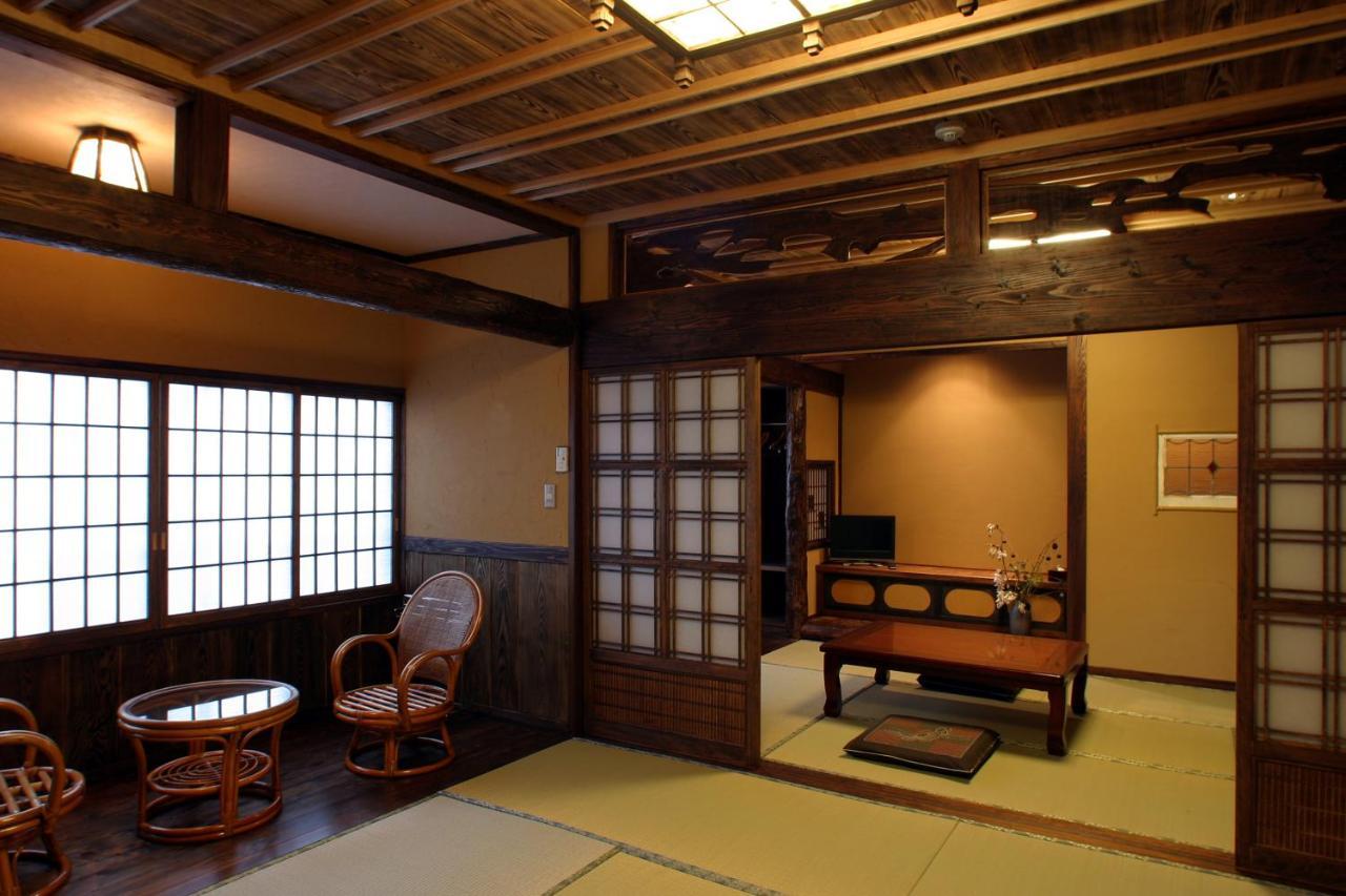 Yunoyado Irifune Aso Rum bild